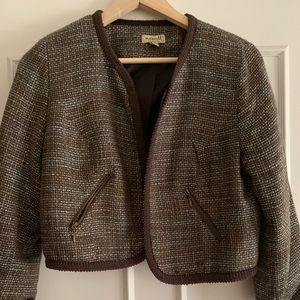 Brown blazer top with zipper pockets